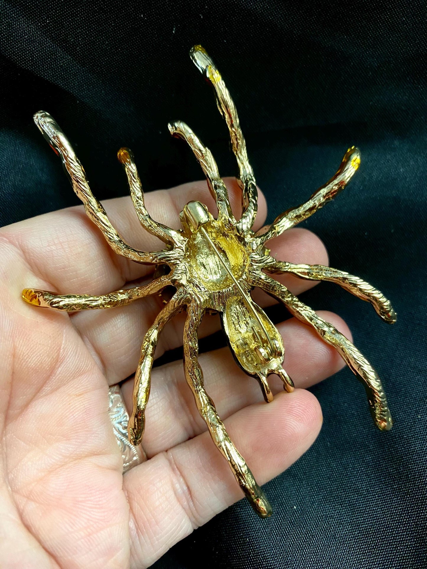 Hand-Painted Spider Brooch, Gothic Eye Pin, Statement Insect Jewelry, Fantasy Halloween Accessory