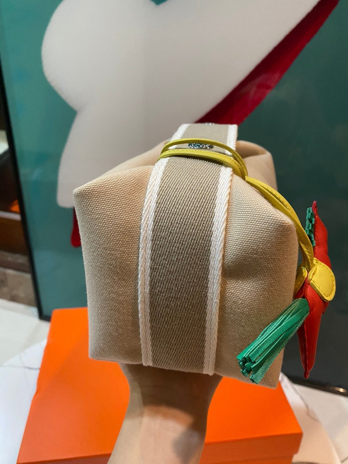 HM BRIDE-A-BRACE 25 KHAKI CANVAS