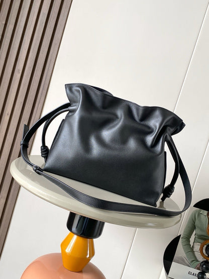 Loewe Flamenco Clutch Medium 30 Black Burgundy Nappa Lambskin