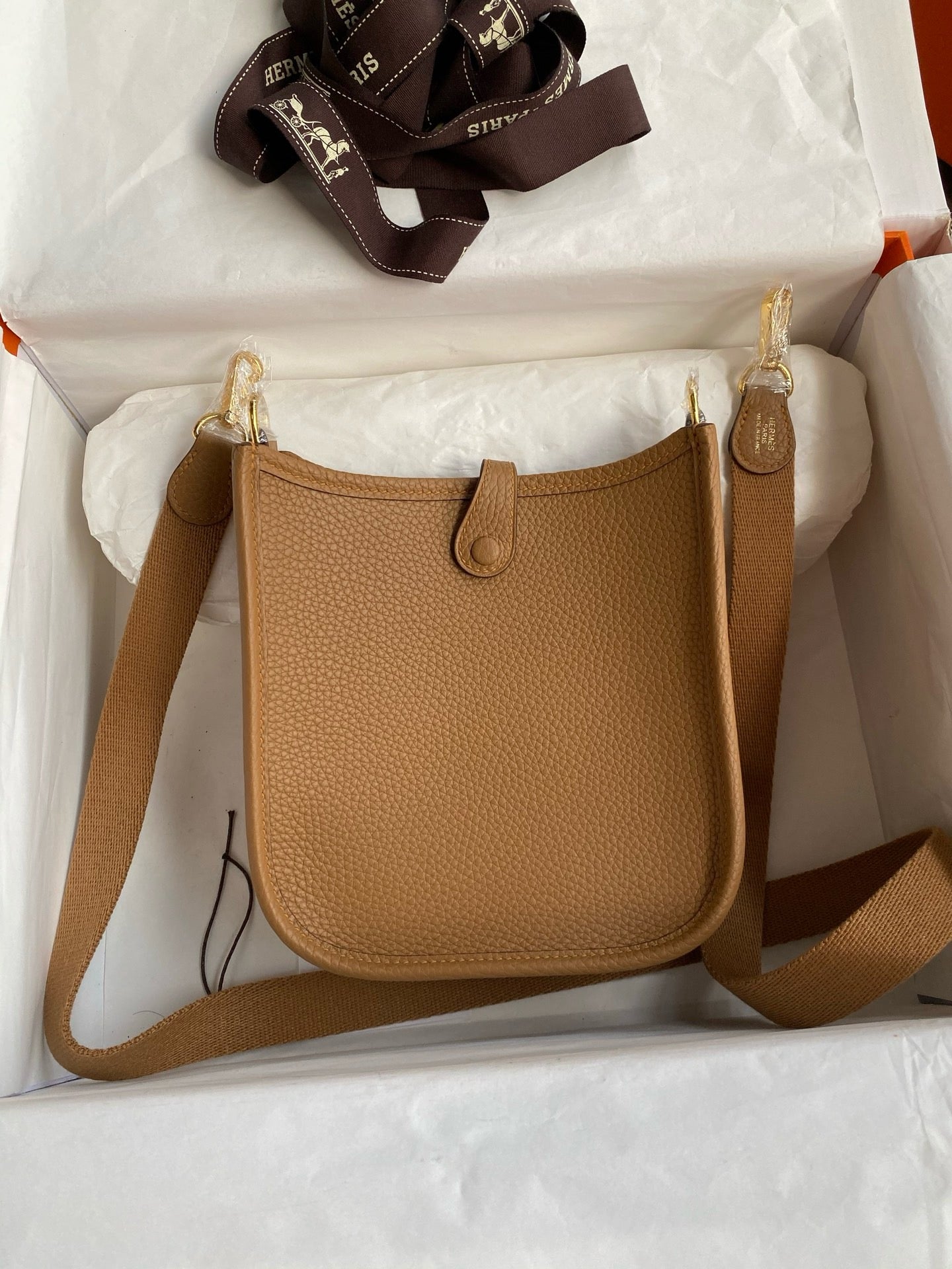 HM Evelyne 23cm Cookie Brown Togo Gold Hardware