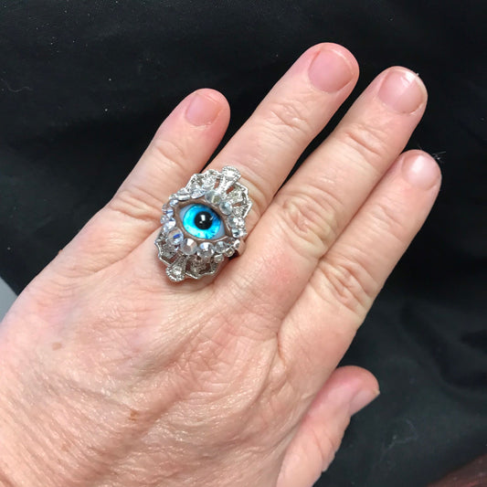 Vintage Style Eyeball Ring, Silver Tone, Aqua Iris, Rhinestones (Size 6)