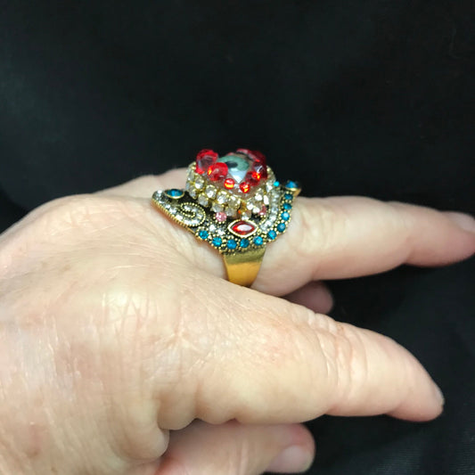 Vintage Style Golden Eyeball Ring – Green Eye, Rhinestone Detail (Size 10, or 11)