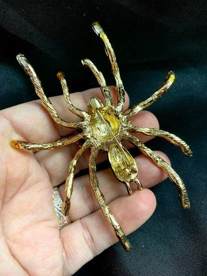 Hand-Painted Spider Brooch, Gothic Eye Pin, Statement Insect Jewelry, Fantasy Halloween Accessory