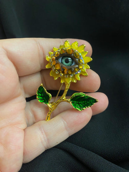 Sweet Spring Summer Sunflower Eye Art Brooch! Whimsical Jewelry Pin!