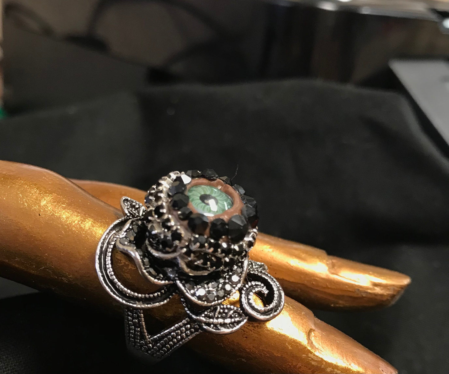 Antiqued Silver Rose Eyeball Ring – Green Iris, Rhinestone Art, size  10.