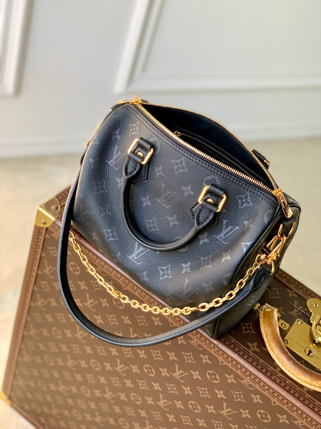 LV 2025 Speedy BandouliÃ¨re 25 Black Calfskin 347095