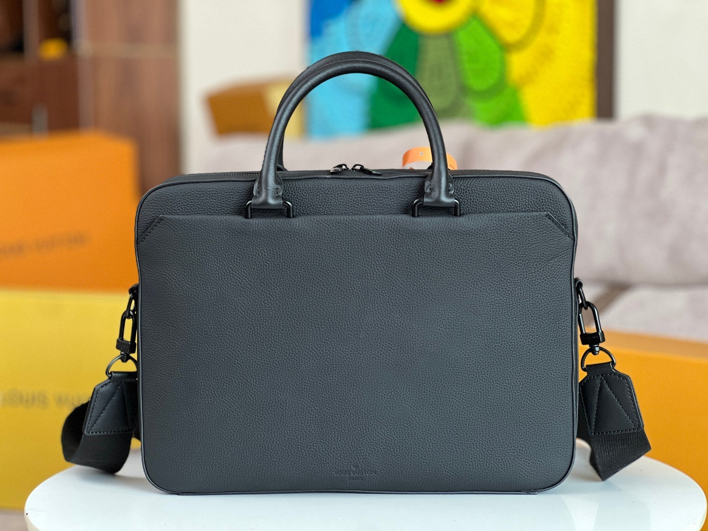 LV Pilot Briefcase 39cm Black Cowhide 257876