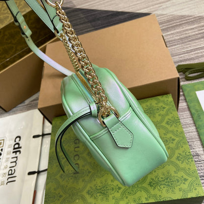 GG MARMONT 24 SMALL MATELASS_ SHOULDER BAG GREEN IRIDESCENT CALFSKIN