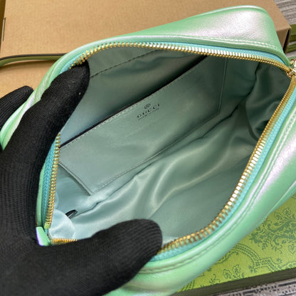 GG MARMONT 24 SMALL MATELASS_ SHOULDER BAG GREEN IRIDESCENT CALFSKIN