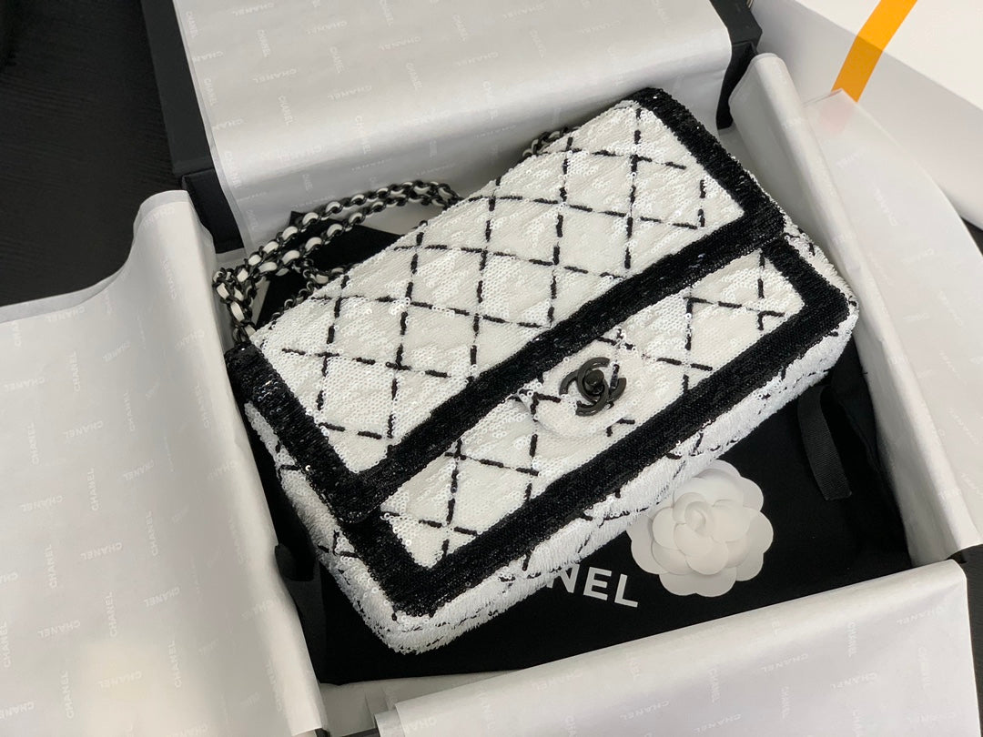 CC 2025 Flap Bag Black White Sequin 298964