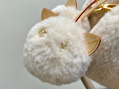 LV Cozygram Ski Capusnow Bag Cream Fleece