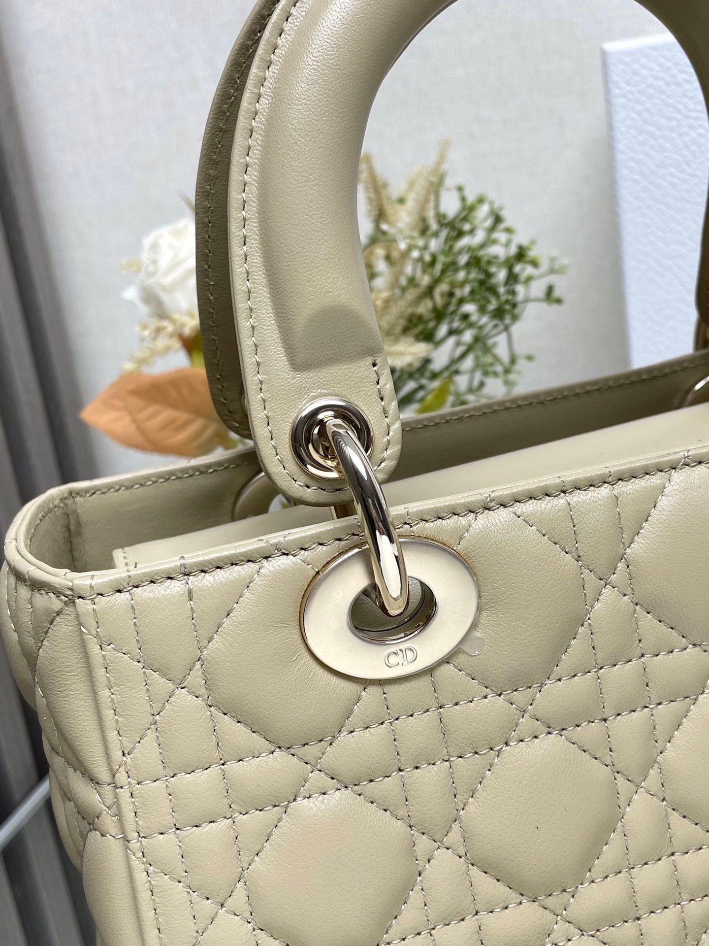 medium lady 24 mesquite lambskin silver hardware